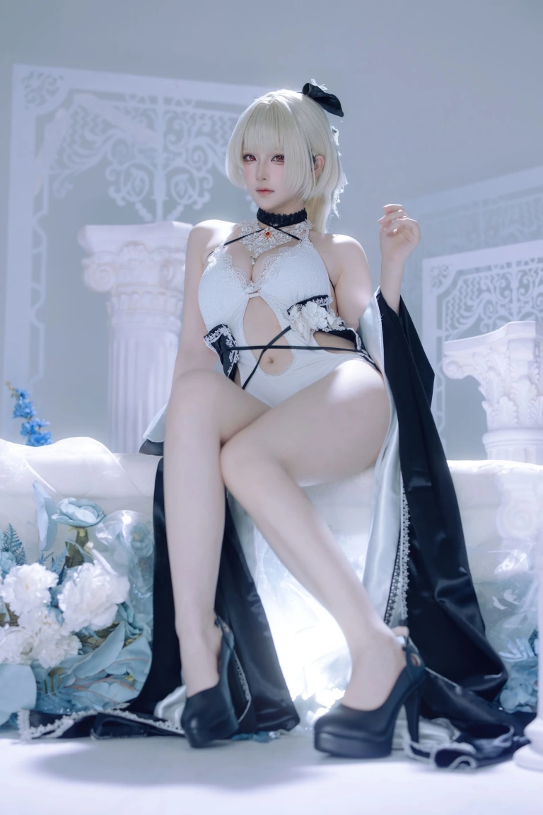 屿鱼《碧蓝航线 可畏同人礼服》写真图集 63P｜在线预览与图包下载