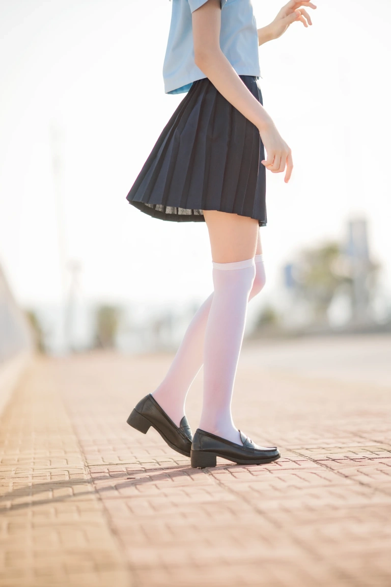桜桃喵《蔚蓝》写真图集 33P｜在线预览与图包下载