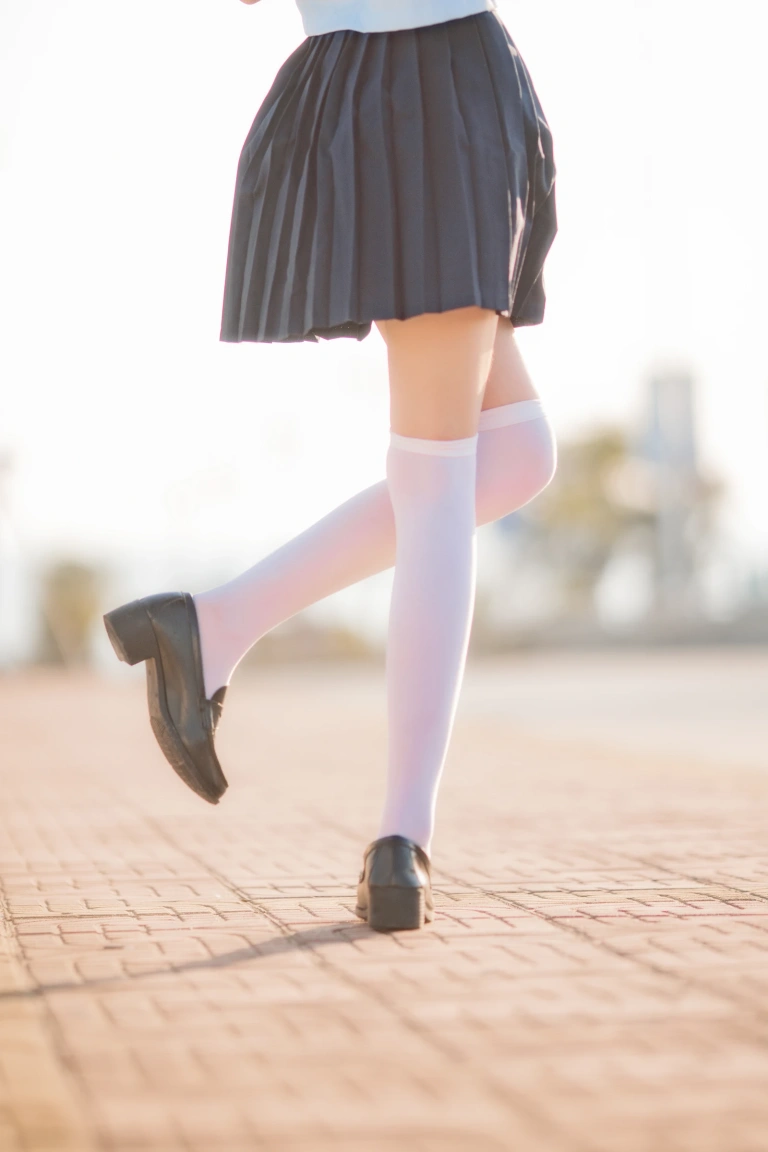 桜桃喵《蔚蓝》写真图集 33P｜在线预览与图包下载