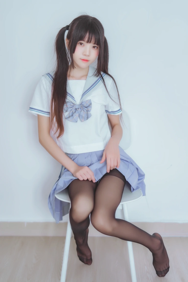 桜桃喵《桜桃未熟2 黑丝水手》写真图集 49P｜在线预览与图包下载