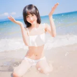 木棉棉《焦糖白》写真图集 38P｜在线预览与图包下载