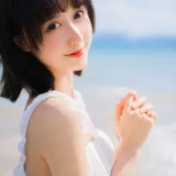 木棉棉《焦糖白》写真图集 38P｜在线预览与图包下载
