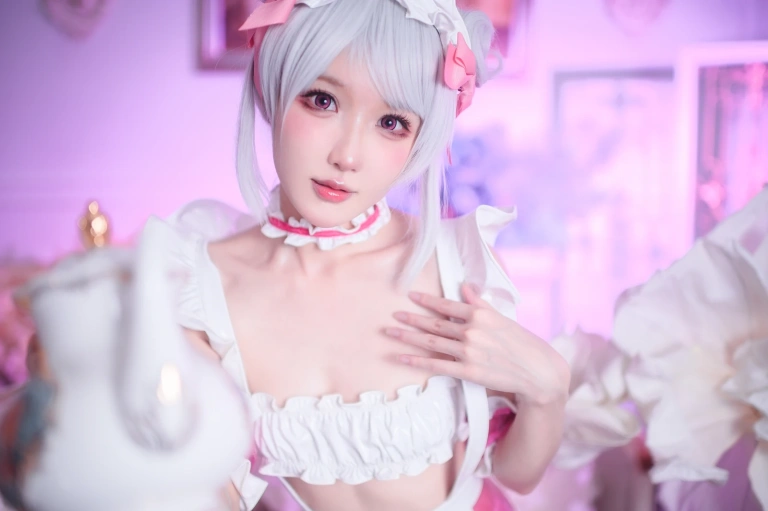 阿包也是兔娘《七夕粉粉女仆》写真图集 49P｜在线预览与图包下载