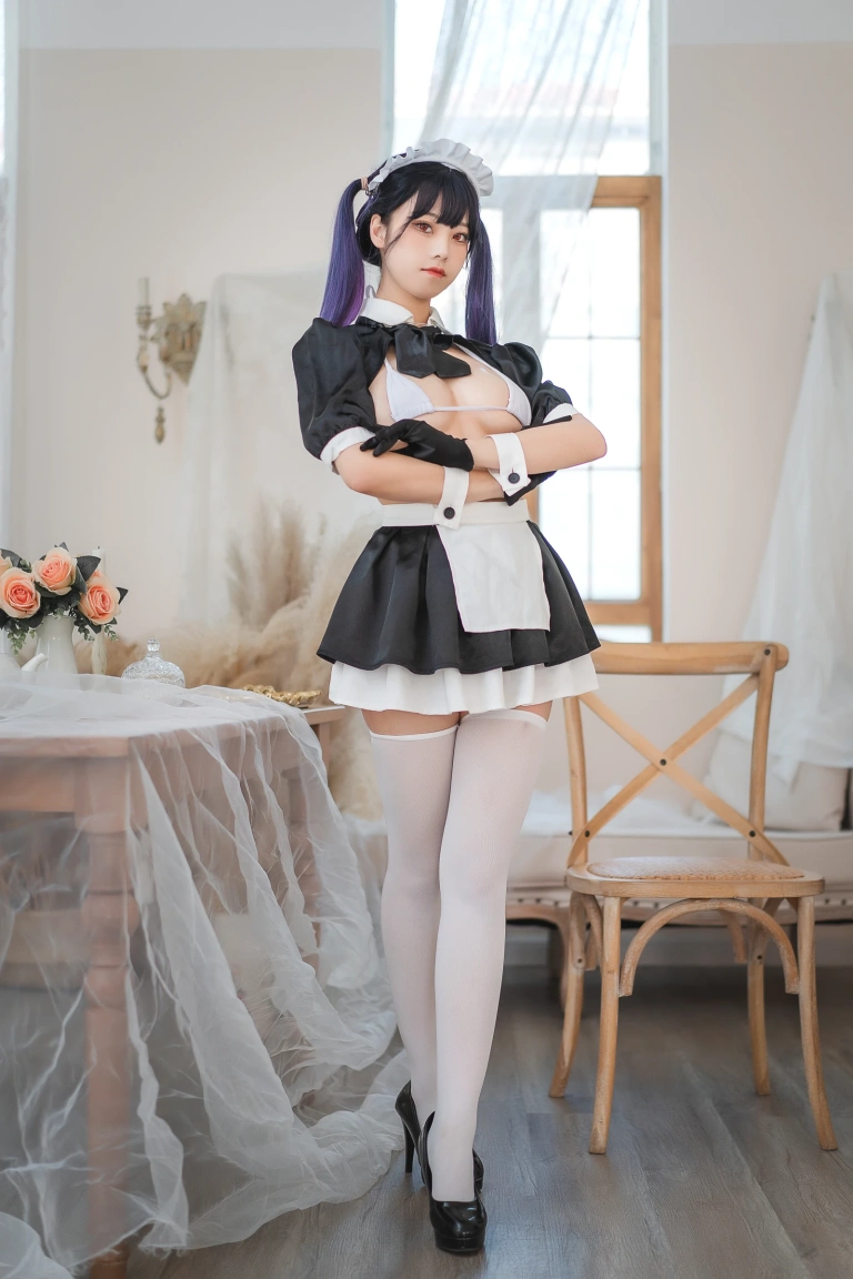 蜜汁猫裘《工作女仆》写真图集 50P+3V｜在线预览与图包下载