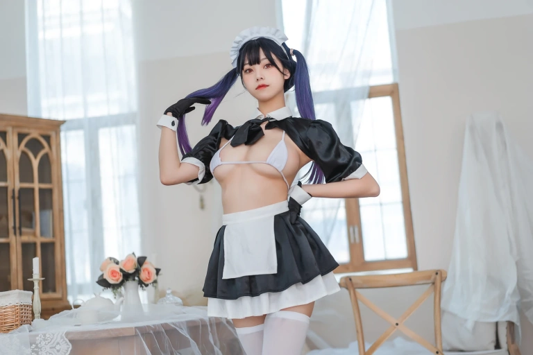 蜜汁猫裘《工作女仆》写真图集 50P+3V｜在线预览与图包下载