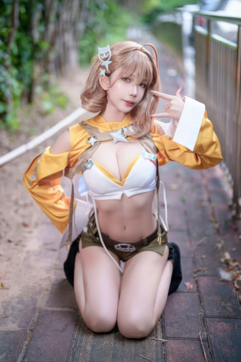 抱走莫子《萤火虫动漫嘉年华 阿妮斯超级巨星》写真图集 23P｜在线预览与图包下载