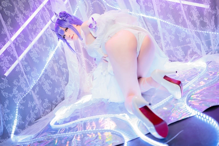 星之迟迟《《纯白と漆黑》 独角兽》写真图集 24P｜在线预览与图包下载