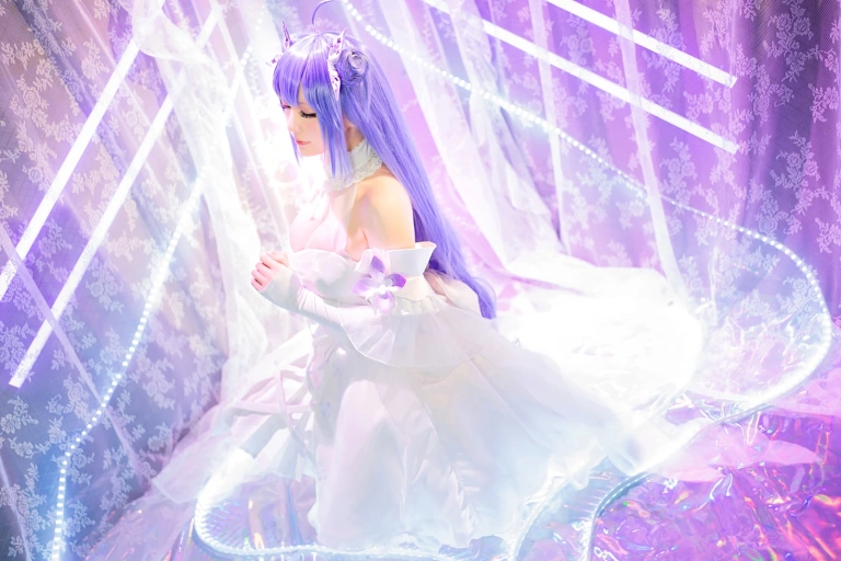 星之迟迟《《纯白と漆黑》 独角兽》写真图集 24P｜在线预览与图包下载