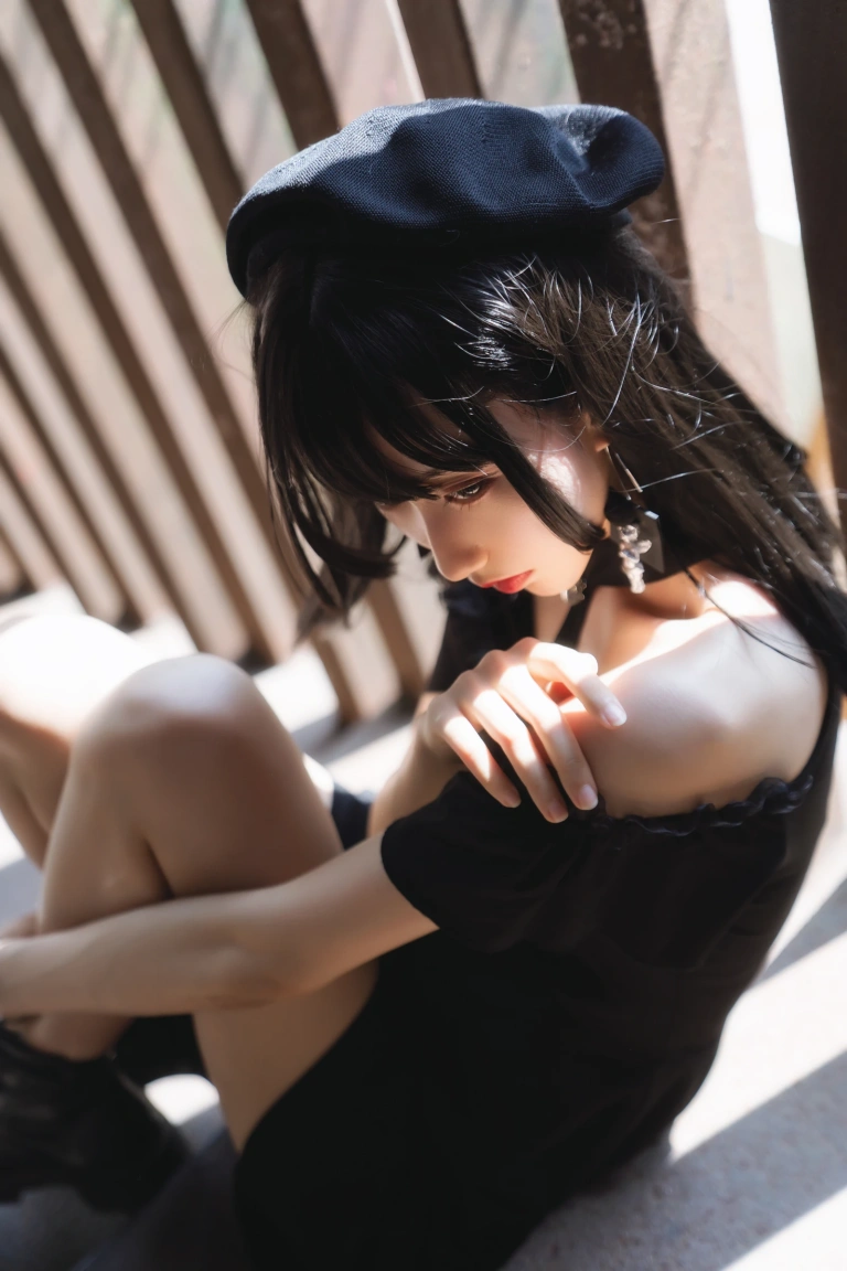 木棉棉《黑色魅惑》写真图集 23P｜在线预览与图包下载