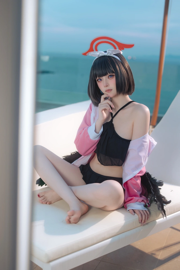 屿鱼《蔚蓝档案 静山真白泳装》写真图集 30P｜在线预览与图包下载