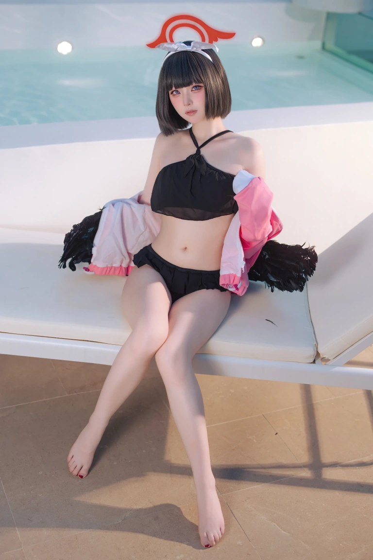 屿鱼《蔚蓝档案 静山真白泳装》写真图集 30P｜在线预览与图包下载