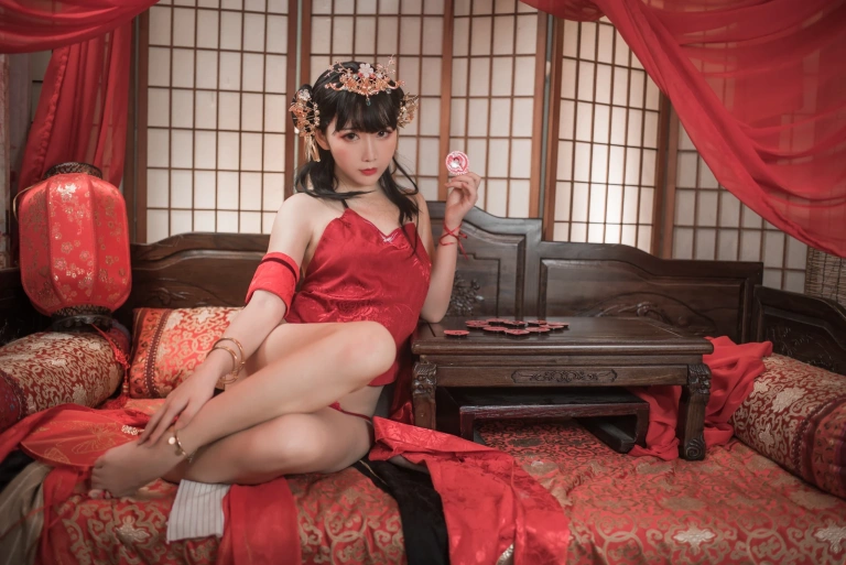 面饼仙儿《逸仙》写真图集 40P｜在线预览与图包下载