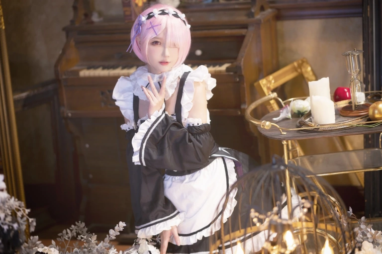 阿包也是兔娘《拉姆女仆》写真图集 22P｜在线预览与图包下载