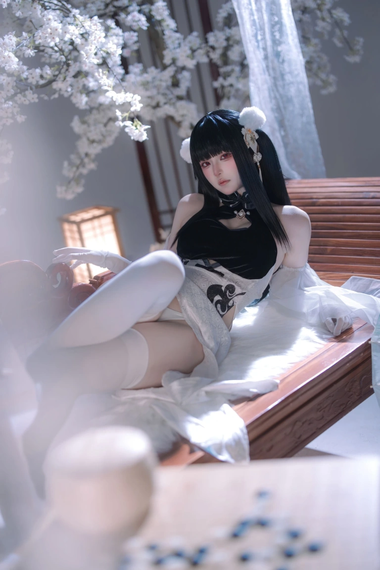 屿鱼《碧蓝航线 史特拉塞·艳书美玉》写真图集 97P｜在线预览与图包下载