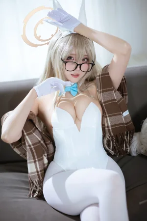 瓜希酱&Momoko葵葵《BA兔兔cos双人本》写真图集 93P｜在线预览与图包下载