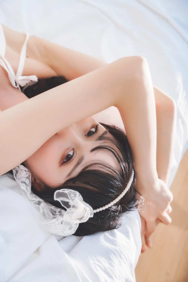 木棉棉《拾光》写真图集 24P｜在线预览与图包下载