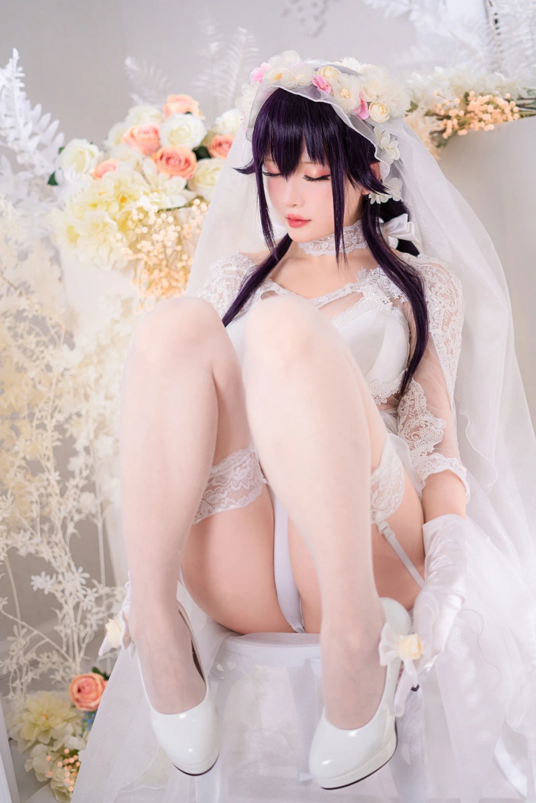 星之迟迟《《纯白と漆黑》 吾妻》写真图集 31P｜在线预览与图包下载