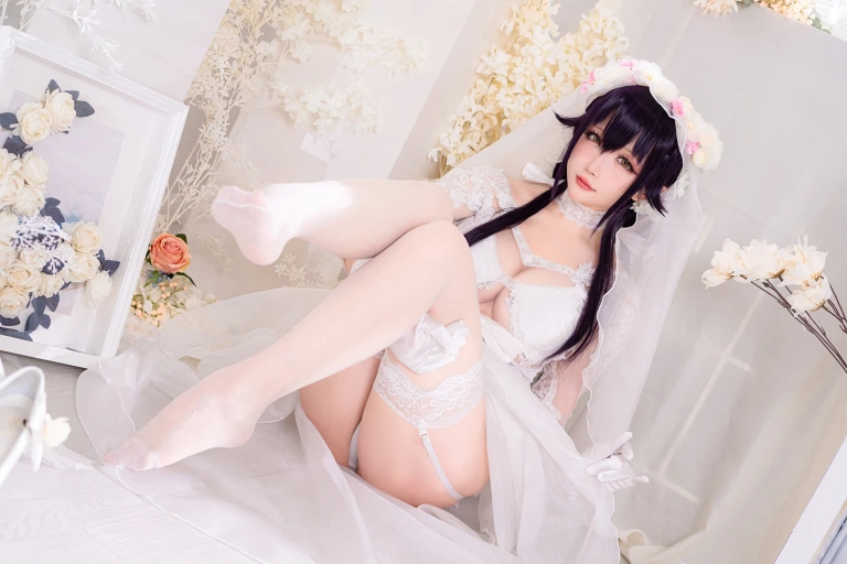 星之迟迟《《纯白と漆黑》 吾妻》写真图集 31P｜在线预览与图包下载