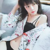 桜桃喵《倦》写真图集 32P｜在线预览与图包下载