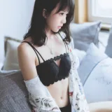 桜桃喵《倦》写真图集 32P｜在线预览与图包下载