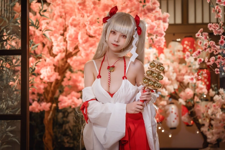 蜜汁猫裘《可畏巫女》写真图集 50P+4V｜在线预览与图包下载