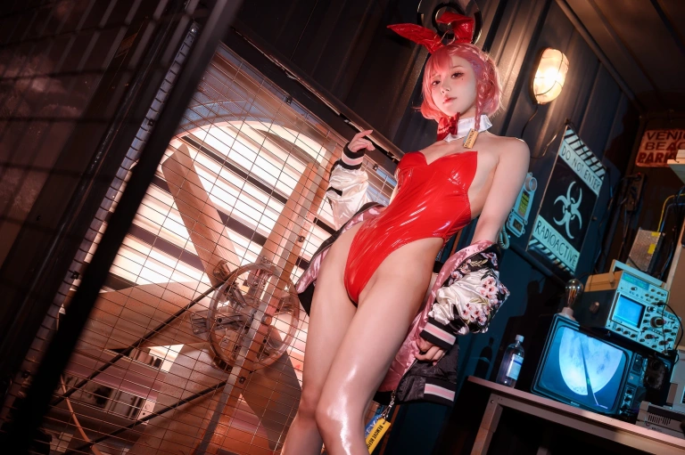 阿包也是兔娘《兔女郎 美甘尼禄》写真图集 42P｜在线预览与图包下载