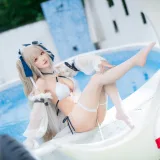 阿包也是兔娘《安克雷奇泳装》写真图集 36P｜在线预览与图包下载