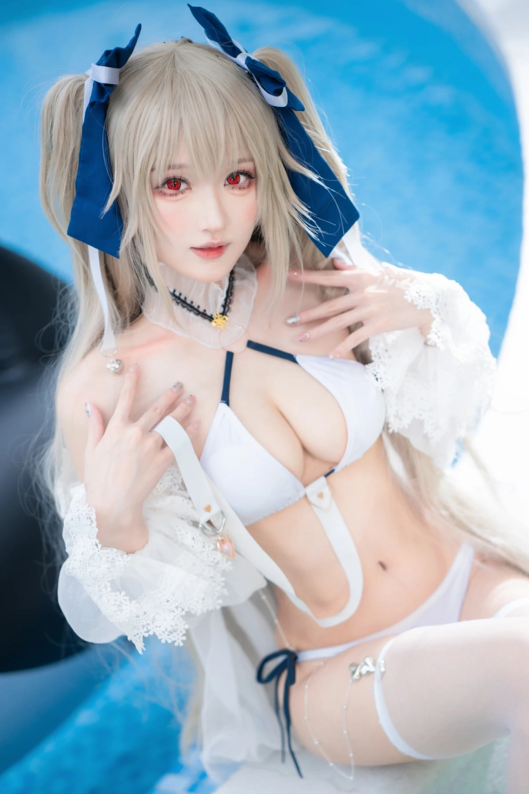 阿包也是兔娘《安克雷奇泳装》写真图集 36P｜在线预览与图包下载