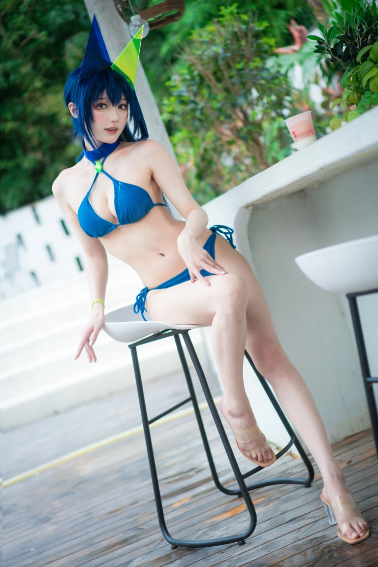 阿包也是兔娘《花园泳装》写真图集 35P｜在线预览与图包下载