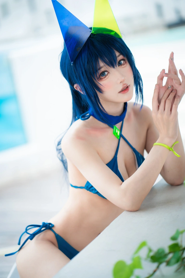 阿包也是兔娘《花园泳装》写真图集 35P｜在线预览与图包下载