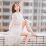 木棉棉《天台》写真图集 38P｜在线预览与图包下载