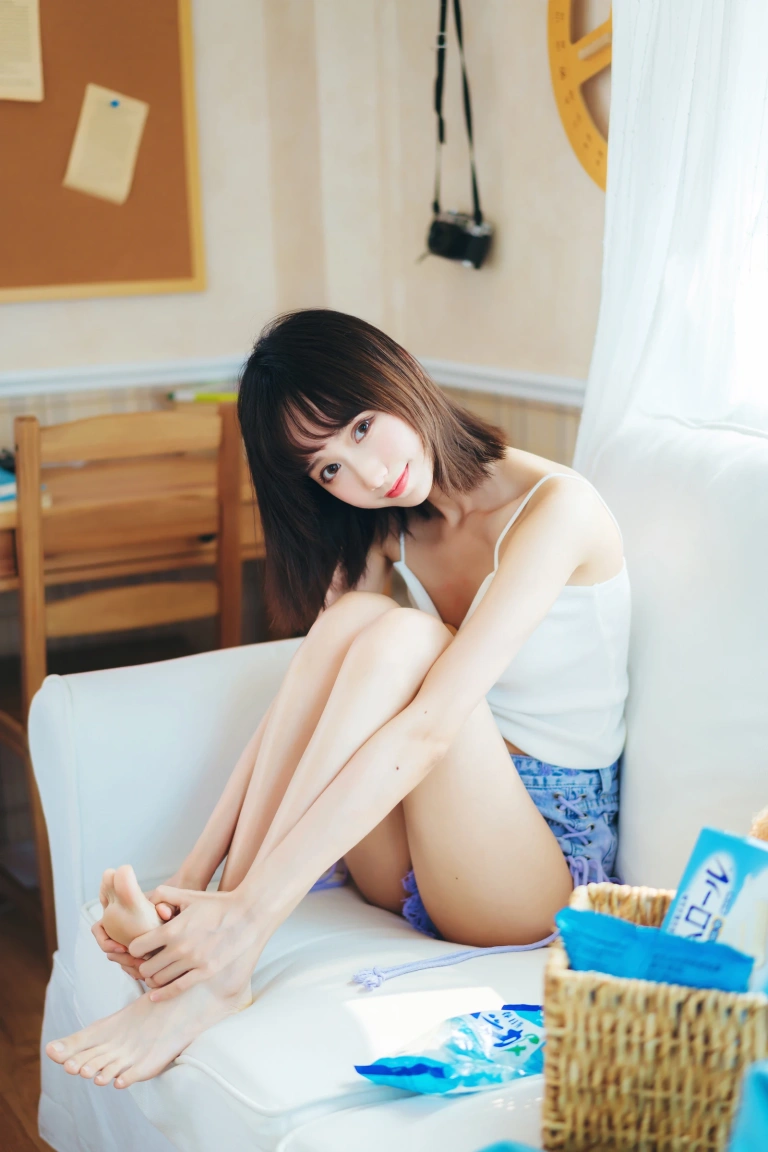 木棉棉《心动模式》写真图集 43P｜在线预览与图包下载