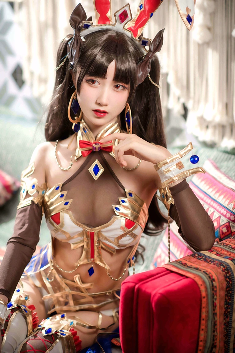 木棉棉《伊什塔尔》写真图集 35P｜在线预览与图包下载