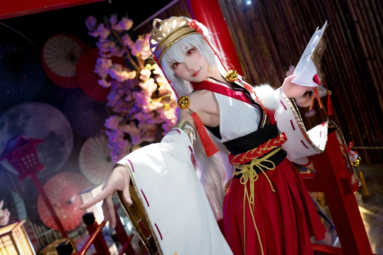 阿包也是兔娘《樱境物语 巫女浴池》写真图集 58P+1V｜在线预览与图包下载