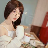 阿包也是兔娘《轻熟女》写真图集 34P｜在线预览与图包下载