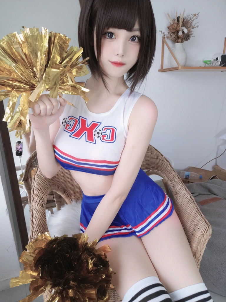 蜜汁猫裘《足球宝贝》写真图集 37P+4V｜在线预览与图包下载