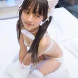神楽坂真冬《Reimu猫娘系列》写真图集 40P｜在线预览与图包下载