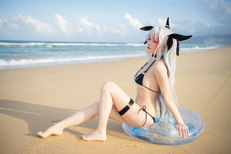 星之迟迟《《鸣夏》 欧根》写真图集 10P｜在线预览与图包下载