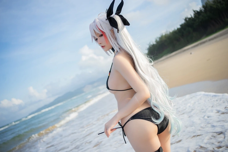 星之迟迟《《鸣夏》 欧根》写真图集 10P｜在线预览与图包下载