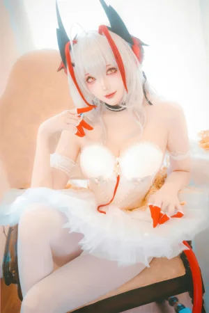 瓜希酱《明日方舟 w芭蕾》写真图集 15P｜在线预览与图包下载