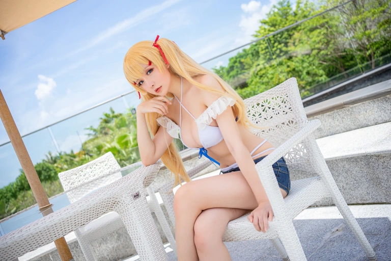 星之迟迟《《鸣夏》 苏赛克斯》写真图集 25P｜在线预览与图包下载