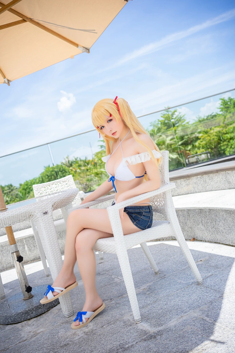 星之迟迟《《鸣夏》 苏赛克斯》写真图集 25P｜在线预览与图包下载