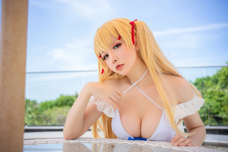 星之迟迟《《鸣夏》 苏赛克斯》写真图集 25P｜在线预览与图包下载