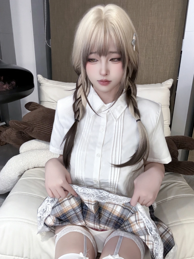 清水由乃《白衫碎影》写真图集 55P+1V｜在线预览与图包下载