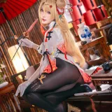 阿包也是兔娘《交错战线 咎瓦尤斯》写真图集 28P+2V｜在线预览与图包下载