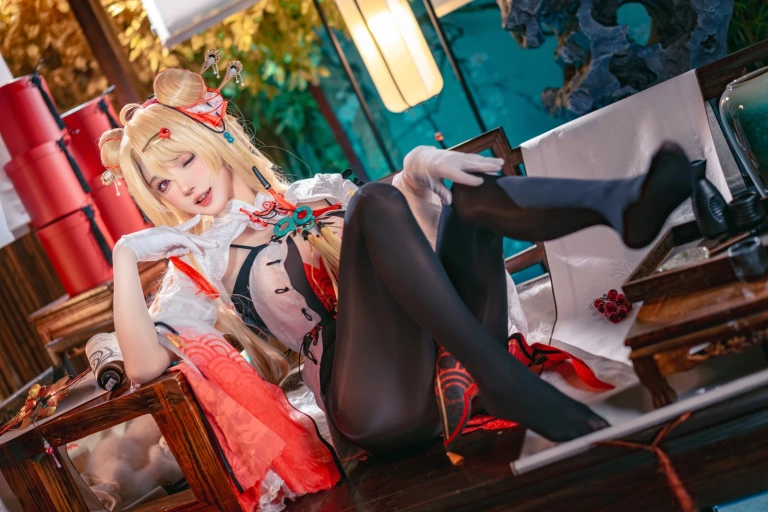 阿包也是兔娘《交错战线 咎瓦尤斯》写真图集 28P+2V｜在线预览与图包下载