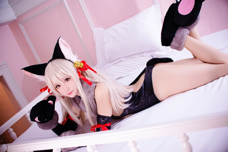 星之迟迟《《星之彼方》 伊莉雅》写真图集 20P｜在线预览与图包下载
