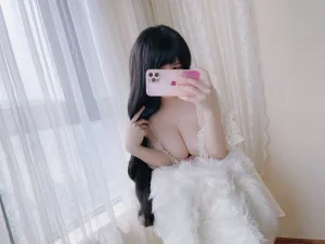 小仓千代《情人节》写真图集 21P｜在线预览与图包下载