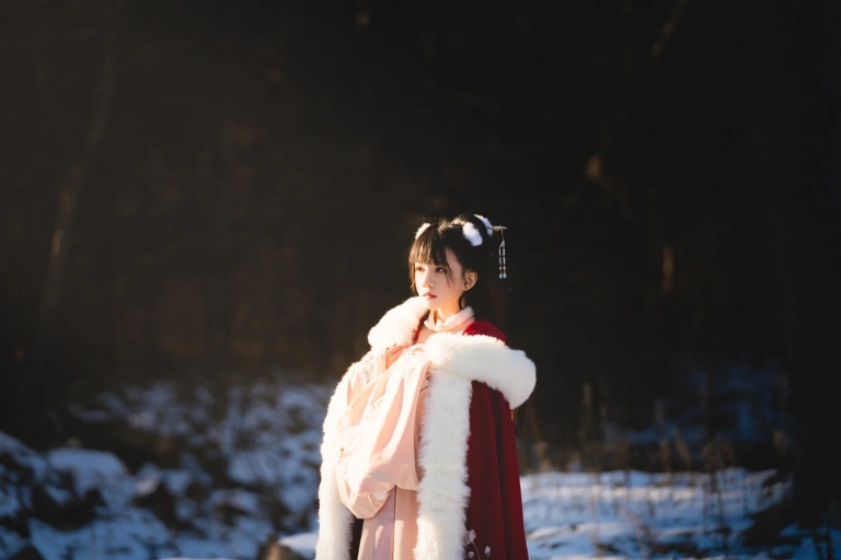桜桃喵《熹微》写真图集 30P｜在线预览与图包下载