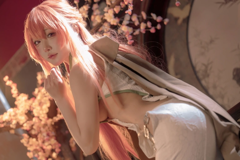 阿包也是兔娘《碧蓝航线 英仙座旗袍》写真图集 30P｜在线预览与图包下载